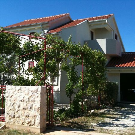 Apartments Villa Aurora Ražanac Kültér fotó