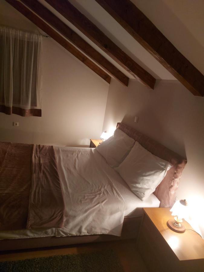 Apartments Villa Aurora Ražanac Kültér fotó