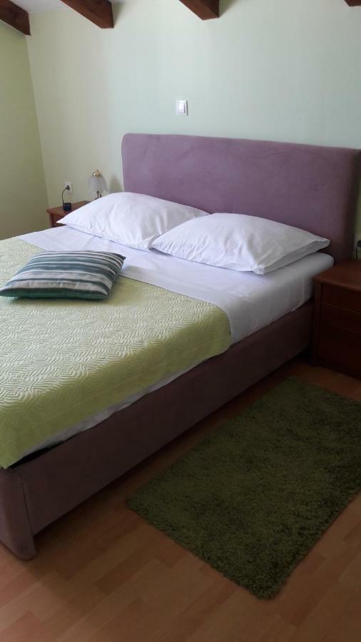 Apartments Villa Aurora Ražanac Kültér fotó